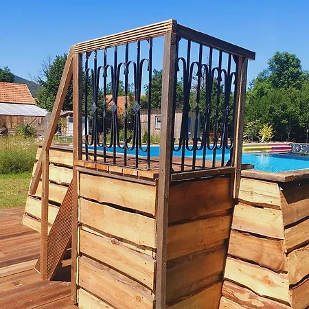 Fuer 2 Personen Mit Eigenem Bad Und Kueche *