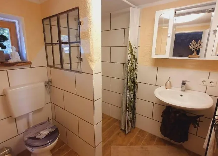 Fuer 2 Personen Mit Eigenem Bad Und Kueche * Gračac